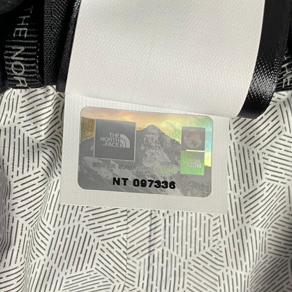 The North Face Black Sweatpants - Picture 11 of 16